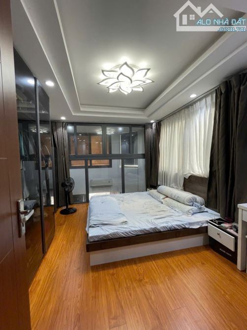 Bán Nhà Lô Góc 2 Mặt Tiền Quận 11 giá rẻ - 2