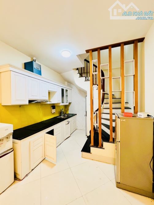 Chỉ 3.6 tỷ - Sổ đỏ chính chủ-  Nhà Minh Khai 24/30m2 - 2