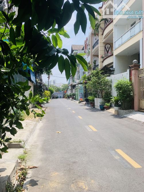 Chủ gửi lô đất siêu đẹp -  Ngay Trần Não, Bình An - 168m2 - Ngang 14m - Giá 175tr/m². - 2