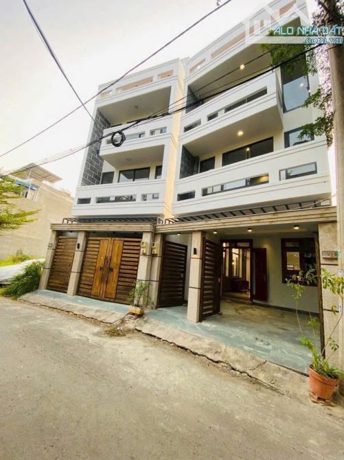 Bán Nhà 4 Tầng Sân Thượng ,DT 82m2, - Mặt Tiền Đường 8M,800m ra 3 trường Đại Học, GSmetro. - 2