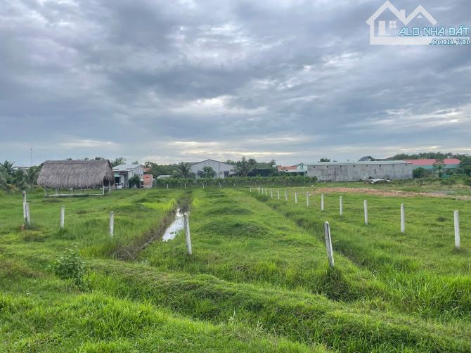 1000m2 View Kênh (400 đất ở) cực Đẹp chỉ 1,8tỷ - 2