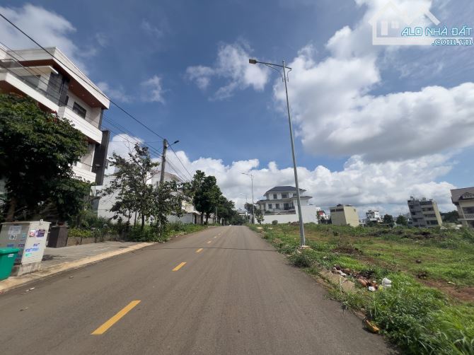Đất khu biệt thự FBS trung tâm Pleiku - 2