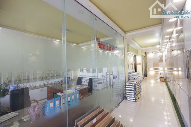 🔥Toà Nhà 5 Tầng ,Mặt Tiền đường Hà Huy Giáp, phường THẠNH LỘC,Quận 12,DT:269m2 💵38tỷ,tl - 2
