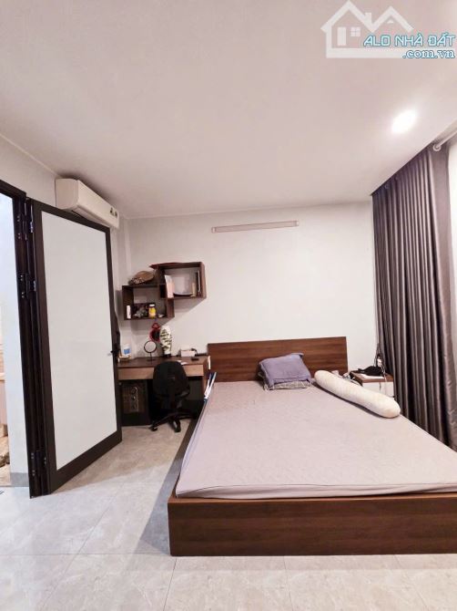 Bán nhà Liền Kề Chân Chung cư Tô Hiệu 61m2 5 tầng thang máy ,kinh doanh đẹp ,giá 15,5 tỷ - 2