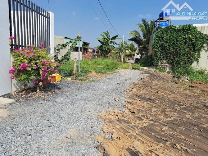 Bán nền đất ĐHH cực đẹp xây nhà ở, đầu tư chưa qua kinh doanh, 6x17,5 900 triệu - 2