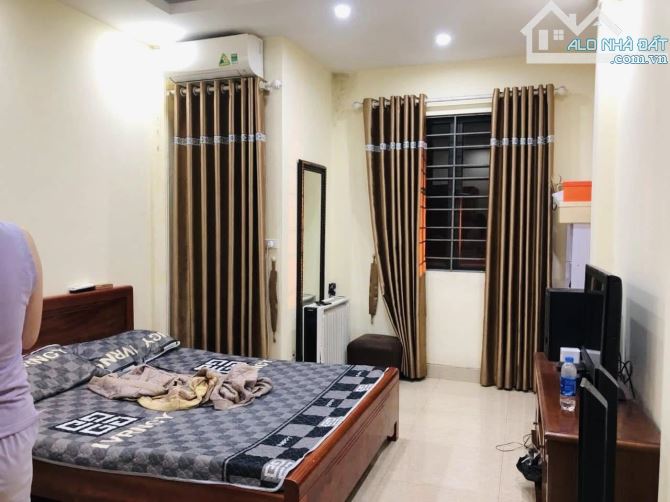 Nhà đẹp Ô Cách LB, 112X4T, ngõ thẳng, gần phố, ô tô, sổ vuông đẹp, giá tốt 15.3 tỷ. - 2