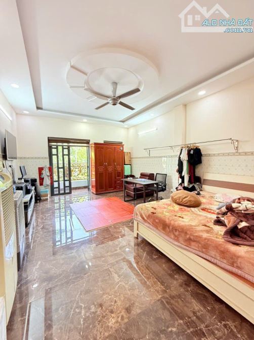 🔥[TÂN PHÚ] MẶT TIỀN KÊNH NƯỚC ĐEN - NGANG HƠN 4M - 54M2 - 4 TẦNG - HƠN 11 TỶ  📌 - 2