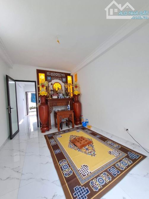 Nguyễn Khoái- Nhà đẹp- Diện tích rộng- 2 mặt thoáng- Ngõ rộng- 50m2 - 5 tầng- 6.9 tỷ - 2