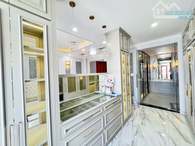 Bán Biệt Thự mặt tiền đường số 10 HIỆP BÌNH CHÁNH THỦ ĐỨC DT: 120m2 Giá 16.6 Tỷ - 3