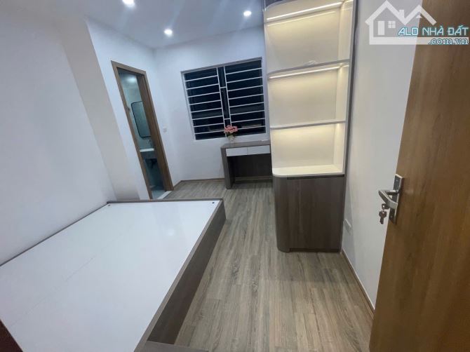 Bán căn hộ chung cư KVKL Nguyễn Xiển Hoàng Mai 56m2 x 2 ngủ tầng 9 giá chỉ 3 tỷ - 3