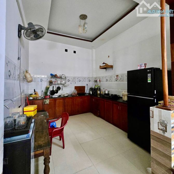 BÁN NHÀ 2 TẦNG GẦN BIỂN - KIỆT DŨNG SĨ THANH KHÊ, THANH KHÊ TÂY, ĐÀ NẴNG - 3