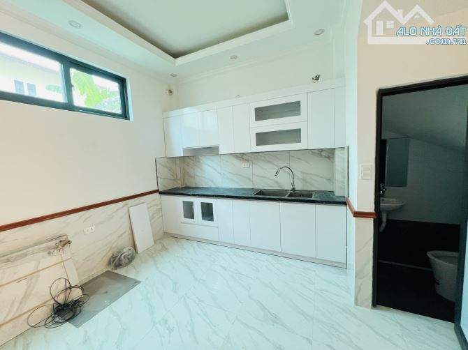 Bán căn hộ DV Lai Xá, 47m2, 7 tầng thang máy, giá 10.5 tỷ - 3