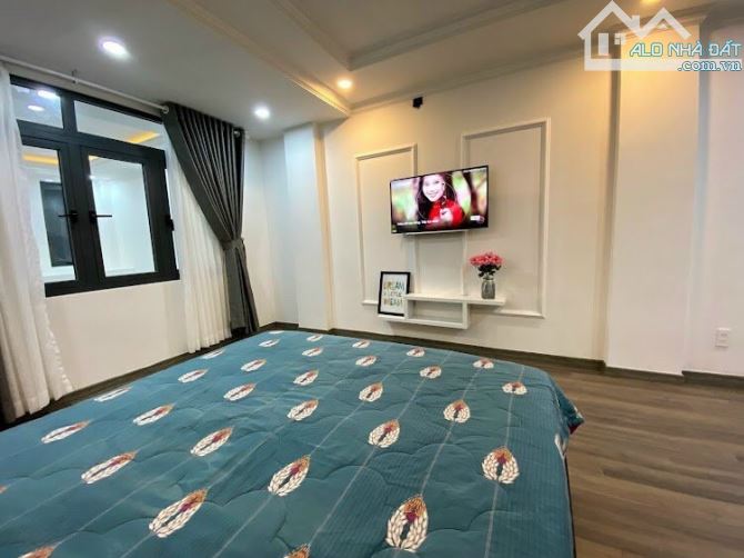 Chỉ 22 tỷ  - tòa CHDV 6 lầu có HĐT 100 triệu/th - 5x27m gần Ngã 4 CMT8 và Tô Hiến Thành - 3