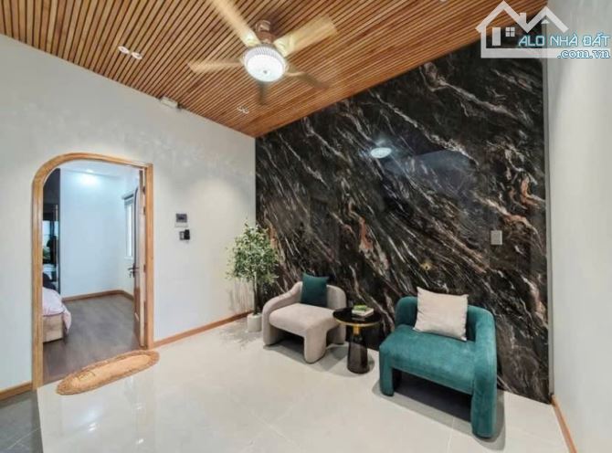 DIỆN TÍCH RỘNG - 50m - #KIMNGƯU - MẶT #TIỀN ĐẸP - THÔNG 3 HƯỚNG #ÔTÔ - 8.x tỷ - 3