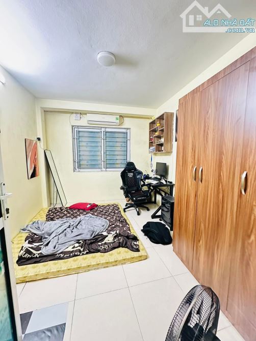 Bán nhà Trần Đại Nghĩa 20/22m2, 4T, mt 3m cách phố 10m, ngõ thông, sổ đẹp. Giá 6.65 tỷ