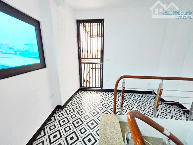 NHÀ LINH QUANG ĐẸP 8PN NGÕ THÔNG, 15M RA OTO TRÁNH + HỒ, Ở & CHO THUÊ ĐỈNH|DT35M2x6T_9,2TỶ - 3