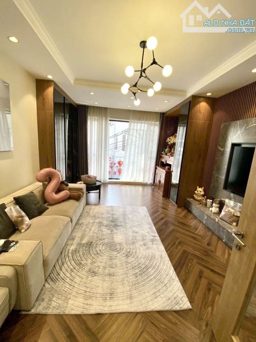 Bán nhà Nguyễn Sơn 6 tầng thang máy, gara oto giá 12 tỷ+ - 3