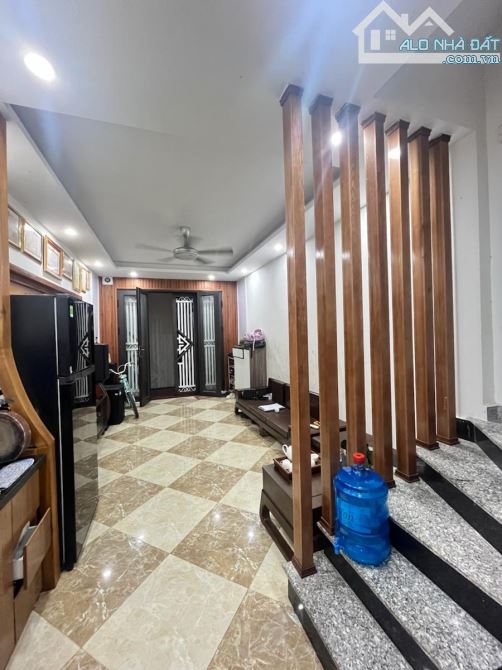 BÁN NHÀ GẤP TRẦN QUỐC VƯỢNG THU VỐN TRƯỚC KHI THỊ TRƯỜNG YẾU. 30 M2 GIÁ 6.. Tỷ. - 3