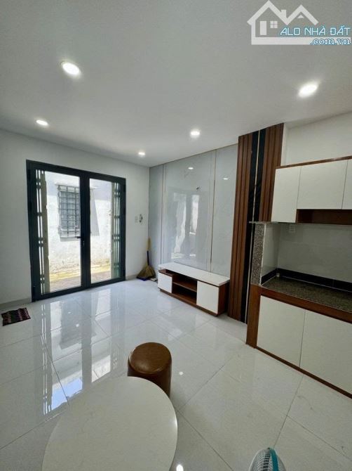 Nhà 2 tầng đường TÂN THỚI NHẤT 05, phường TÂN THỚI NHẤT, Q12, dt 22m2 (4mx6m). 2,4Tỷ - 3
