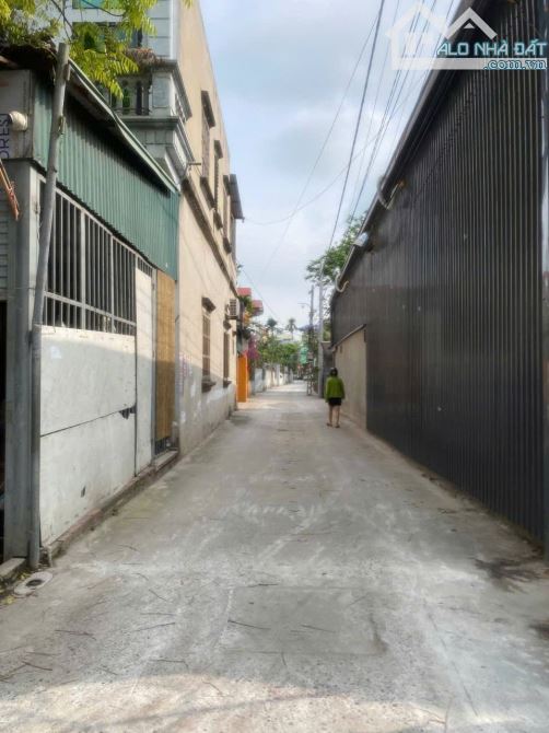 Bán nhà 3T. 40m2, mt5m, Vân Nội, Đông Anh, 4.45 tỷ, ô tô. - 4