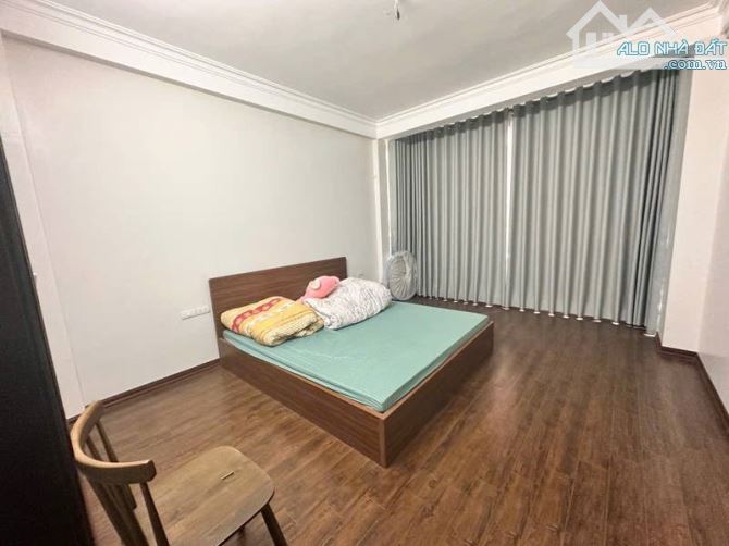 Cần bán nhà phố Chùa Hà 45 m2 4 tầng 4 m mặt tiền 12,4 - 4