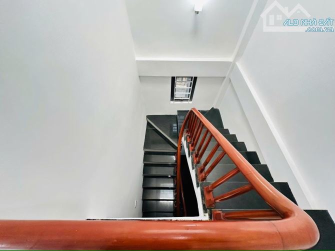 NHÀ MỚI VĂN HƯƠNG TÔN ĐỨC THẮNG,LÔ GÓC 2 THOÁNG-5 TẦNG-DT54M2-GIÁ CHỈ 13 TỶ - 4
