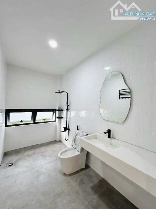Nhà 3 tầng Lê Đức Thọ GV- 45M2 (4x11)- hẻm xe hơi- hẻm thông - chỉ 6.19 tỷ - 4