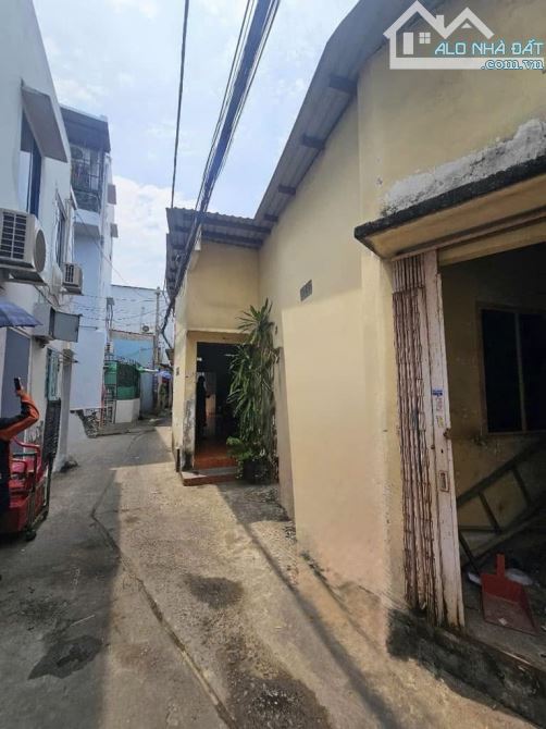 - NHÀ ĐẸP BÌNH TRỊ ĐÔNG- KG QUÍ HOẠCH LỘ GIỚI - SHR, CÔNG CHỨNG NGAY- 7 X 10 - 69M2 - 1 T - 4