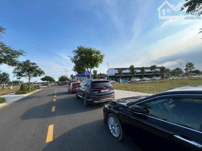 🌟 CƠ HỘI ĐẦU TƯ VÀ AN CƯ TẠI VỊ TRÍ VÀNG - ĐẤT NỀN NGUYỄN HỮU TRÍ & CAO TỐC BẾN LỨC - LON - 4