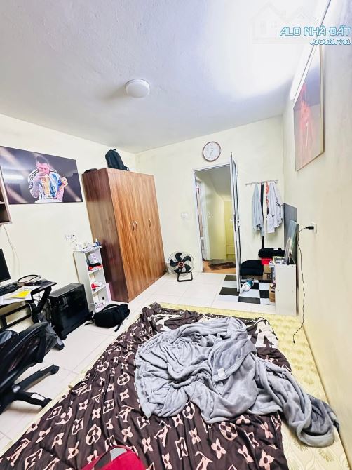 Bán nhà Trần Đại Nghĩa 20/22m2, 4T, mt 3m cách phố 10m, ngõ thông, sổ đẹp. Giá 6.65 tỷ