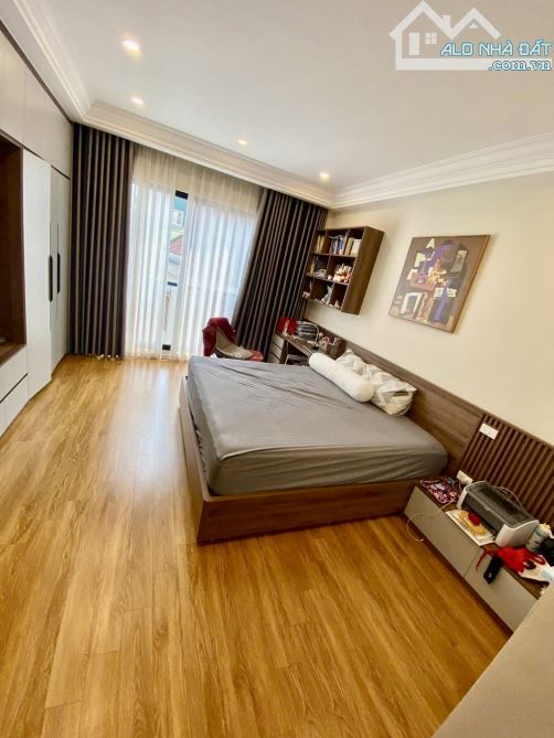 Bán nhà Nguyễn Sơn 6 tầng thang máy, gara oto giá 12 tỷ+ - 4