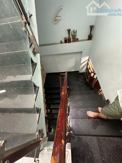 Bán gấp nhà 4 lầu, Đường Số 7, P3 Gò Vấp, chỉ 10,5 tỷ - 4
