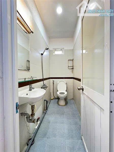 Bán Nhà Đường Phan Văn Trị- 46m2- 5 Tầng- 6PN- Đang Cho Thuê 360Tr/Năm- Chỉ 6 Tỷ 7TL - 4