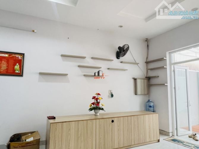 NHÀ HẺM 63 NƠ TRANG GƯH, P TÂN TIẾN, TP BMT. 5X21, 3.6 TỶ - 5