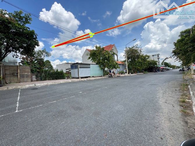 Duy Nhất 1 Lô 140m2 - 2tỷ050 - Ngang 7m, KDC Chợ Đại Phước- Nhơn Trạch- cách phà Cái 3km - 5