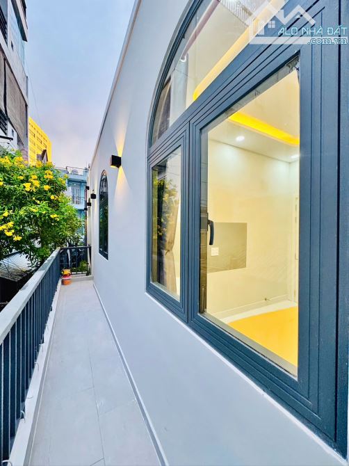 Nhà Mới Vào Ở Ngay- Nguyễn Văn Nghi- Chợ Gò Vấp-  2 Tầng 60m² nở hậu - 4PN - 5.68 tỷTL - 5