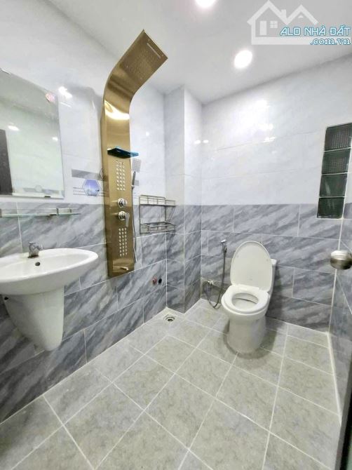 NHÀ ĐẸP 3 TẦNG CÁCH MẶT TIỀN ĐƯỜNG HUỲNH TẤN PHÁT 20M - TẶNG FULL NỘI THẤT - 5