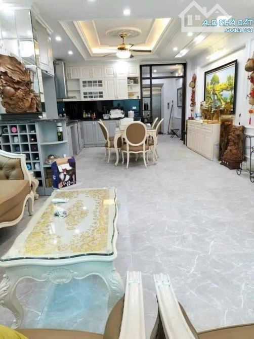 Bán Nhà Linh Lang Phân Lô 80M ô tốt tránh, vỉa hè - 5