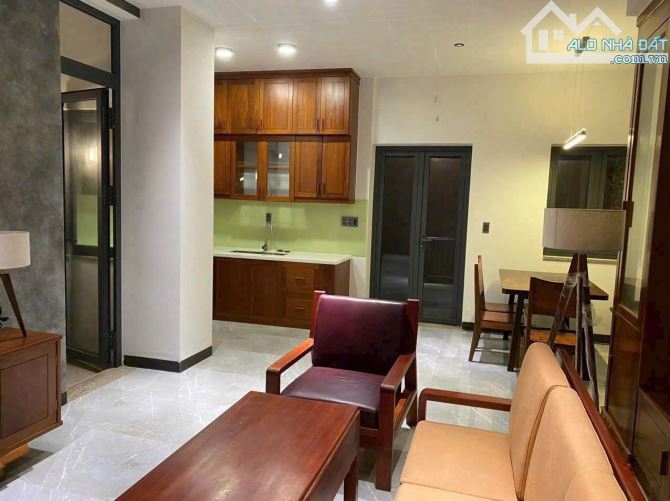 Bán Nhà 4 Tầng Sân Thượng ,DT 82m2, - Mặt Tiền Đường 8M,800m ra 3 trường Đại Học, GSmetro. - 5