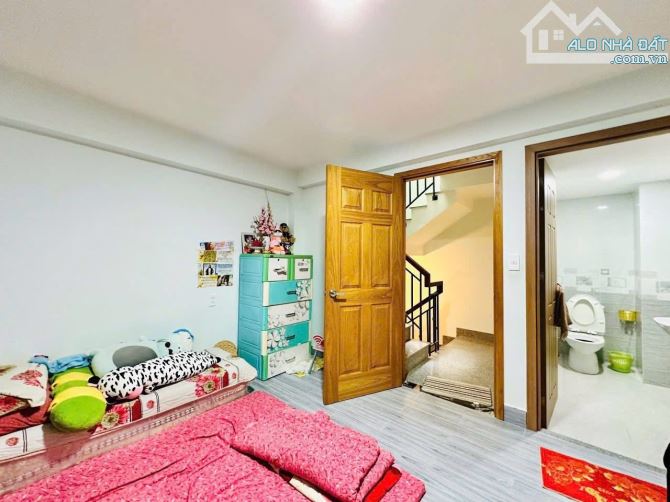 Căn thứ 2 thì không có căn thứ nhất là ĐÂY - 5