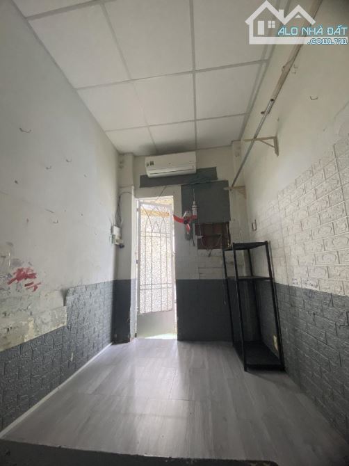 Bán nhà ngay Nguyễn Sơn, BHHA, Bình Tân 7.7m² - 2 tầng, chỉ 770 triệu. - 5
