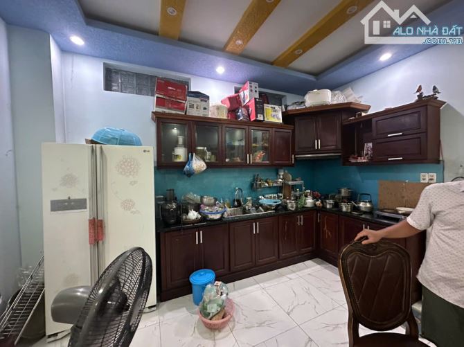 Bán gấp nhà 4 lầu, Đường Số 7, P3 Gò Vấp, chỉ 10,5 tỷ - 5
