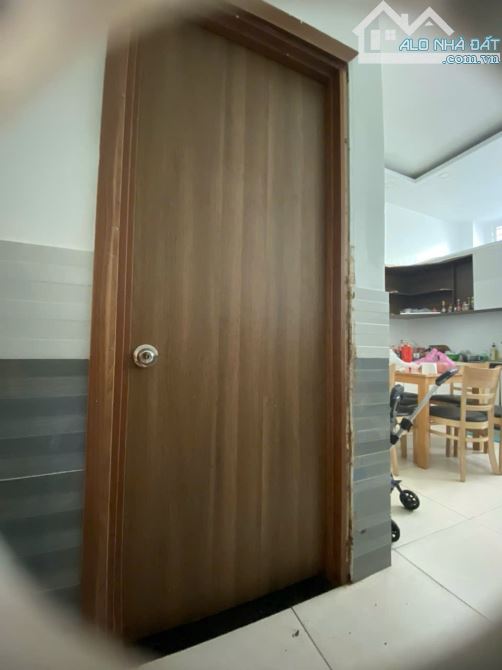 NHÀ 3 TẦNG ĐÚC KIÊN CỐ, 100M2, HXT 6M, 80M RA TÔ KÝ, GẦN TRƯỜNG TH ẤP ĐÌNH, CHỈ 4.X TỶ TL - 5