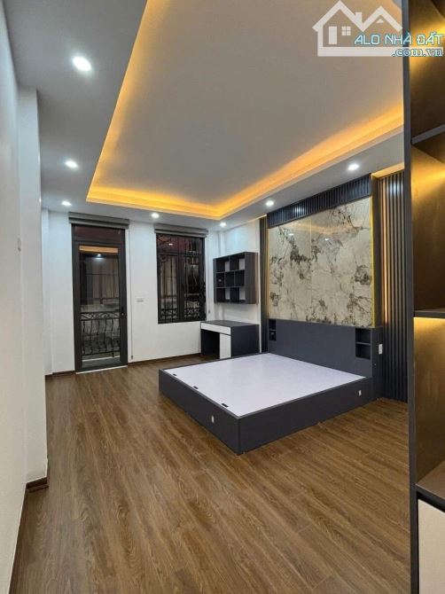 THÁI THỊNH- SIÊU HÓT- SIÊU HIẾM - TT ĐỐNG ĐA-MẶT NGÕ KINH DOANH Ồ TÔ - 6