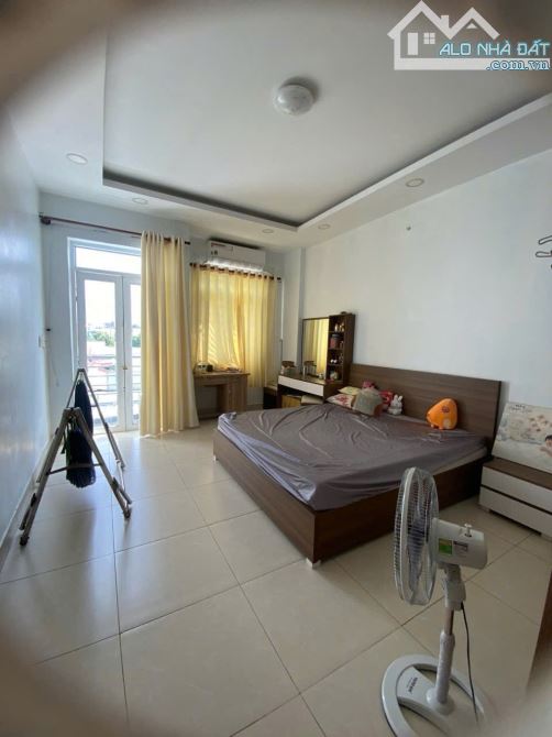 NHÀ 3 TẦNG ĐÚC KIÊN CỐ, 100M2, HXT 6M, 80M RA TÔ KÝ, GẦN TRƯỜNG TH ẤP ĐÌNH, CHỈ 4.X TỶ TL - 7