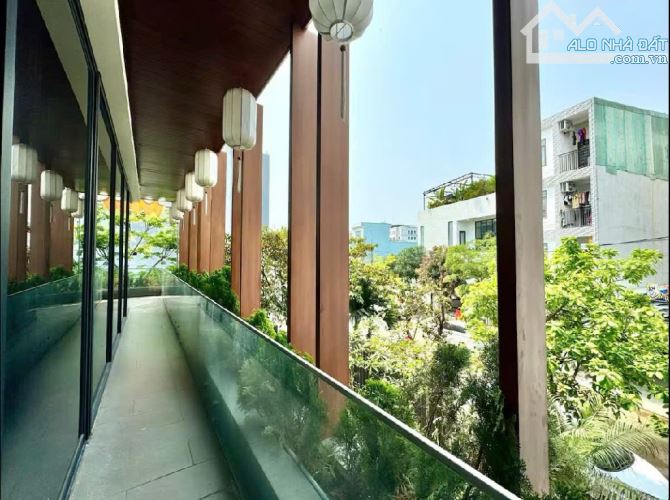 Bán Villas lô góc 2 mặt tiền Trung tâm Hải Châu, Đà Nẵng - 4 tầng, có hồ bơi - Giá 25,3 tỷ - 8
