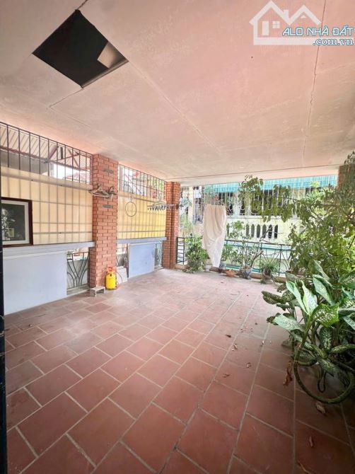 Bán Nhà Phân Lô Ô Tô Nguyễn Chí Thanh 65m 5 Tầng 17 tỷ - 8