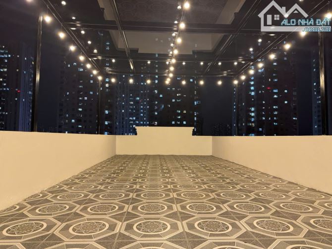 LK KĐT Mậu Lương, DT 50m, 6 Tầng 1 tum Tháng Máy, Đường Vỉa Hè 12m, Giá: 15.3 Tỷ - 8