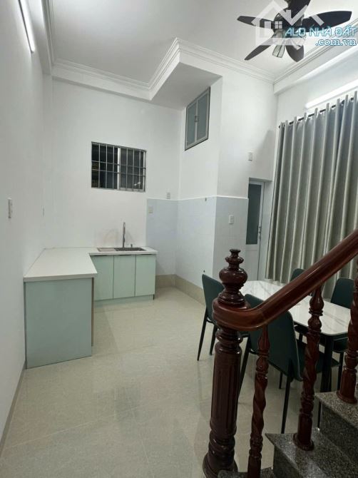 Nhà 4 tầng hẻm Nguyễn Hữu Huân trung tâm thành phố giá chỉ 4,5 tỷ - 8