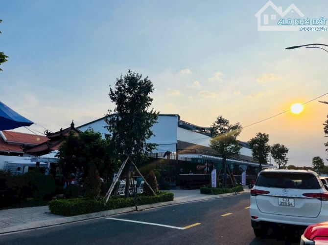 🌟 CƠ HỘI ĐẦU TƯ VÀ AN CƯ TẠI VỊ TRÍ VÀNG - ĐẤT NỀN NGUYỄN HỮU TRÍ & CAO TỐC BẾN LỨC - LON - 6
